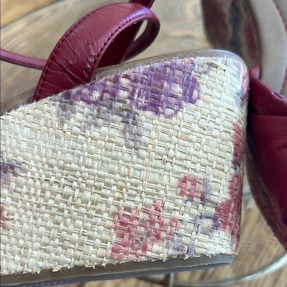NWOT Montego Bay Club Red Floral Platform Wedge Espadrilles